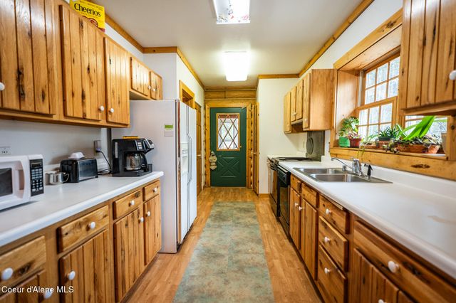 18085 N ATLAS RD, Rathdrum, ID 83858