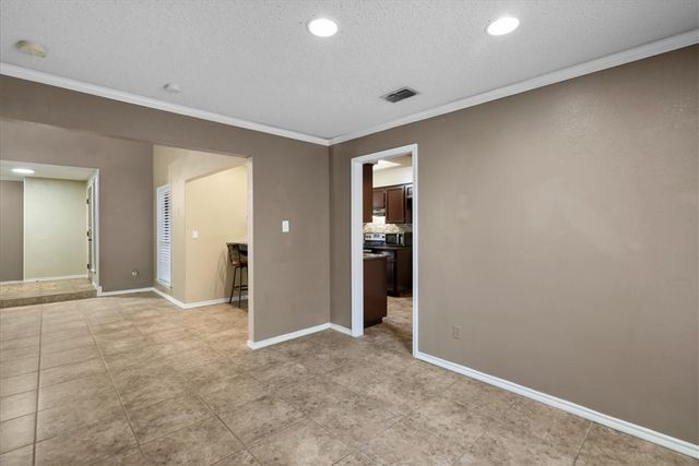 6829 Iroquois Dr, Corpus Christi, TX 78413