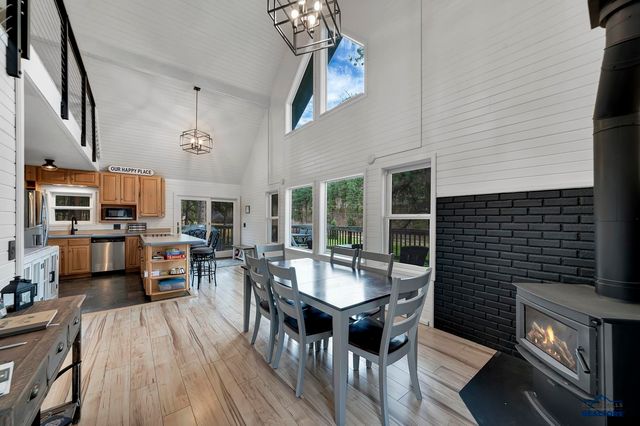 12729 N PRAIRIE CREEK RD, Rapid City, SD 57702