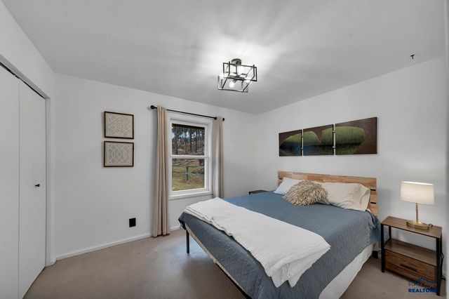 12729 N PRAIRIE CREEK RD, Rapid City, SD 57702