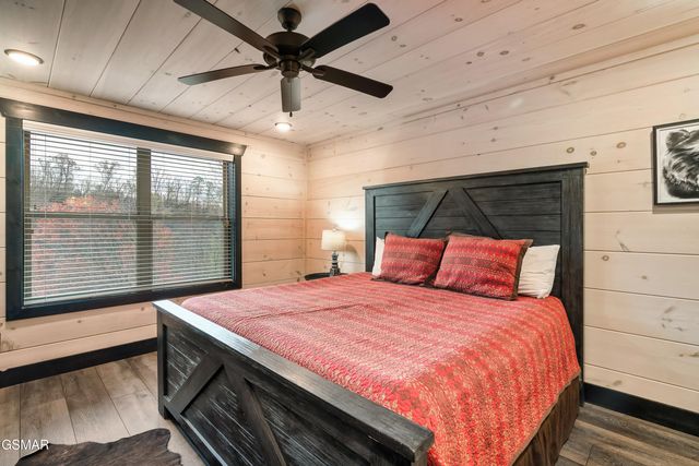 3023 Ridgetop Resort Way, Pigeon Forge, TN 37863