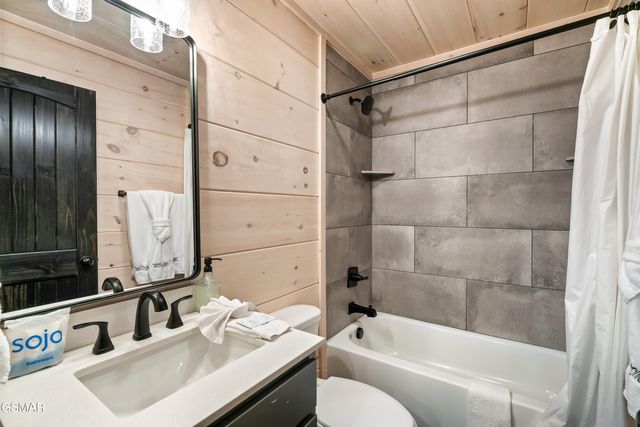 3023 Ridgetop Resort Way, Pigeon Forge, TN 37863