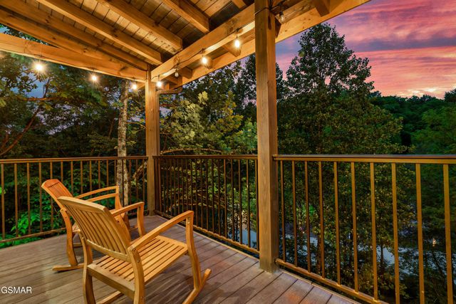 3023 Ridgetop Resort Way, Pigeon Forge, TN 37863