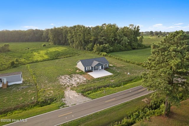 216 Hc Powers Road, Wallace, NC 28466