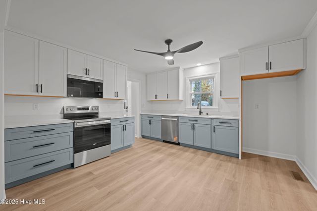 120 Barden Drive, Havelock, NC 28532