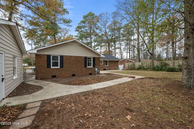 120 Barden Drive, Havelock, NC 28532