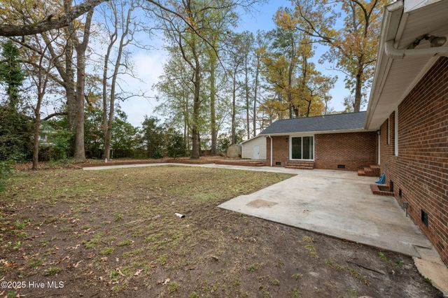 120 Barden Drive, Havelock, NC 28532