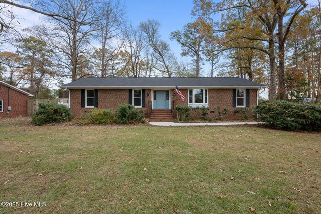 120 Barden Drive, Havelock, NC 28532