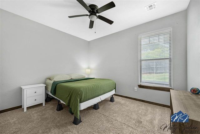 14 Misty Morning Ln, Elgin, OK 73538