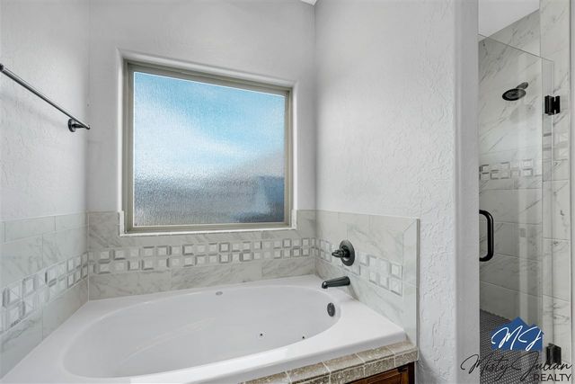 14 Misty Morning Ln, Elgin, OK 73538