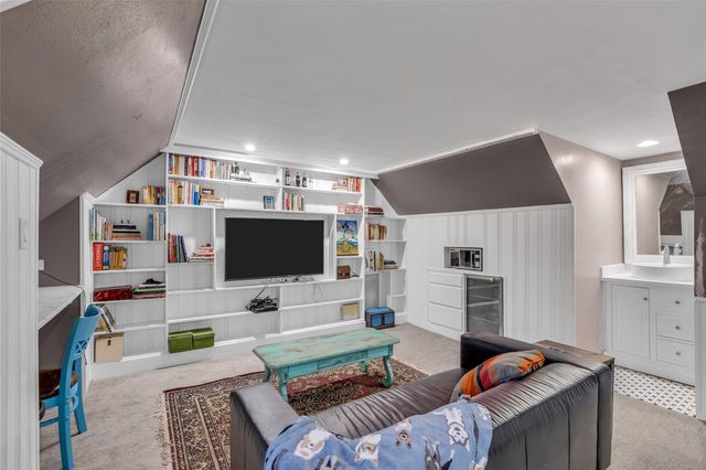 4304 Roseneath Drive, Houston, TX 77021