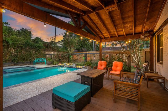 4304 Roseneath Drive, Houston, TX 77021