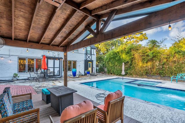 4304 Roseneath Drive, Houston, TX 77021