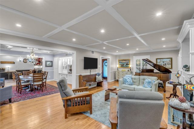 4304 Roseneath Drive, Houston, TX 77021