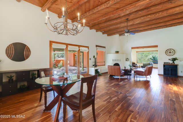 4422 E Cerrada Del Charro, Tucson, AZ 85718