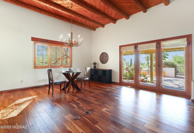 4422 E Cerrada Del Charro, Tucson, AZ 85718