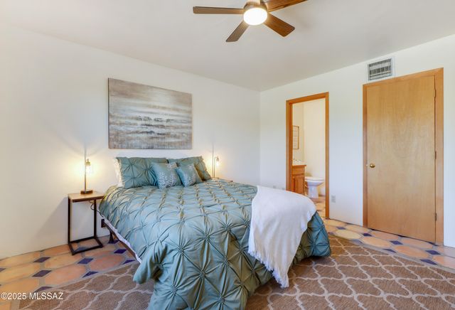 4422 E Cerrada Del Charro, Tucson, AZ 85718