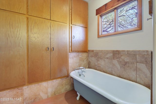 4422 E Cerrada Del Charro, Tucson, AZ 85718