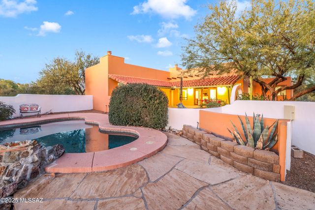 4422 E Cerrada Del Charro, Tucson, AZ 85718