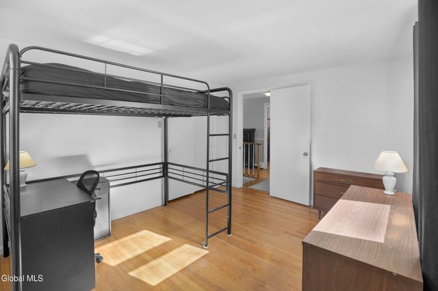 15 Cedarwood Drive, Queensbury, NY 12804