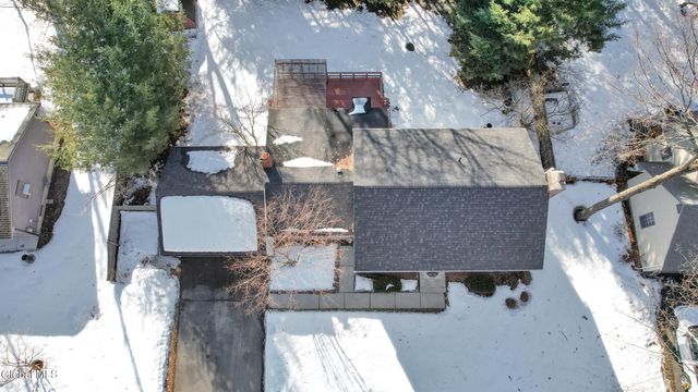 15 Cedarwood Drive, Queensbury, NY 12804