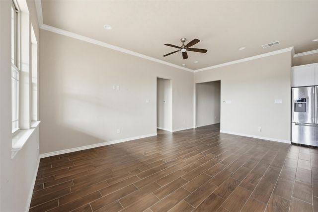 1513 Galveston Street, Grand Prairie, TX 75051