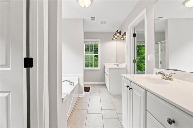 20 Brightwater Cove, Dallas, GA 30157
