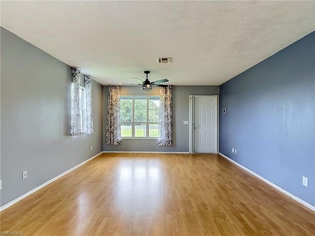 3254 Nancy CT, Lehigh Acres, FL 33971