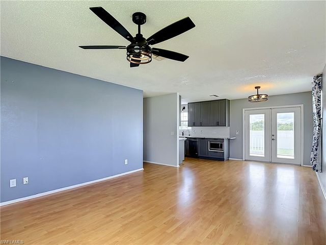 3254 Nancy CT, Lehigh Acres, FL 33971