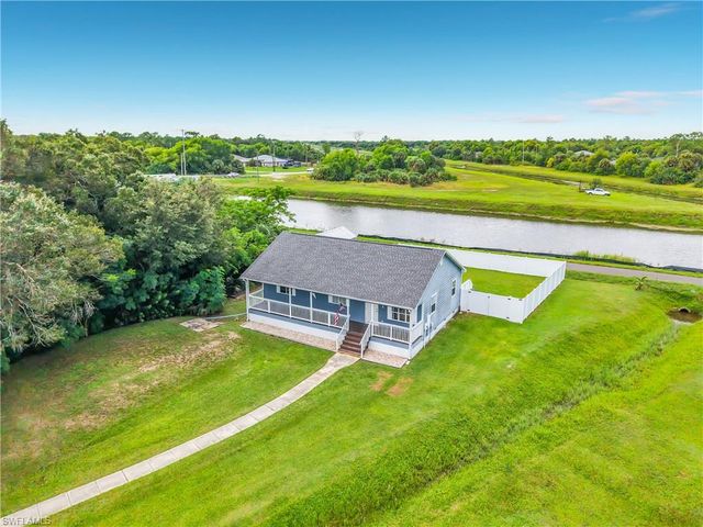 3254 Nancy CT, Lehigh Acres, FL 33971