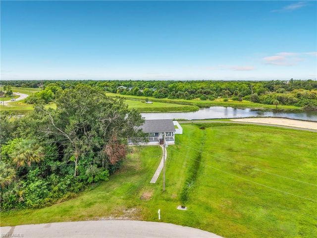 3254 Nancy CT, Lehigh Acres, FL 33971