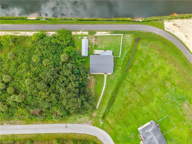 3254 Nancy CT, Lehigh Acres, FL 33971