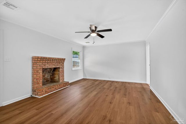 4998 Prieto Dr, Pensacola, FL 32506