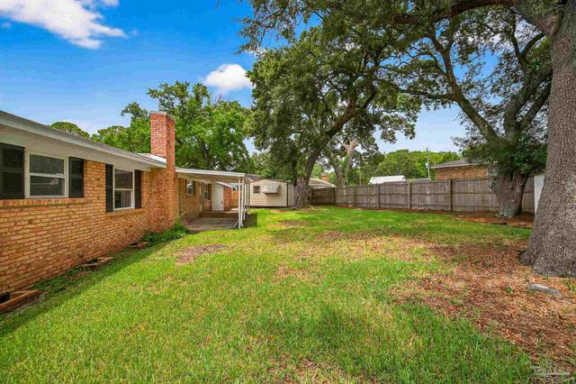 4998 Prieto Dr, Pensacola, FL 32506