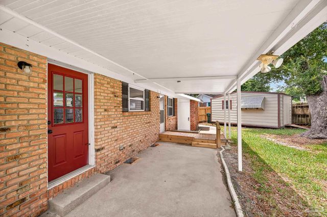 4998 Prieto Dr, Pensacola, FL 32506