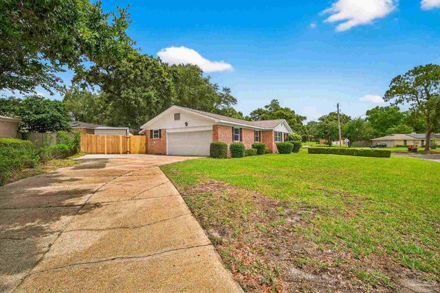 4998 Prieto Dr, Pensacola, FL 32506