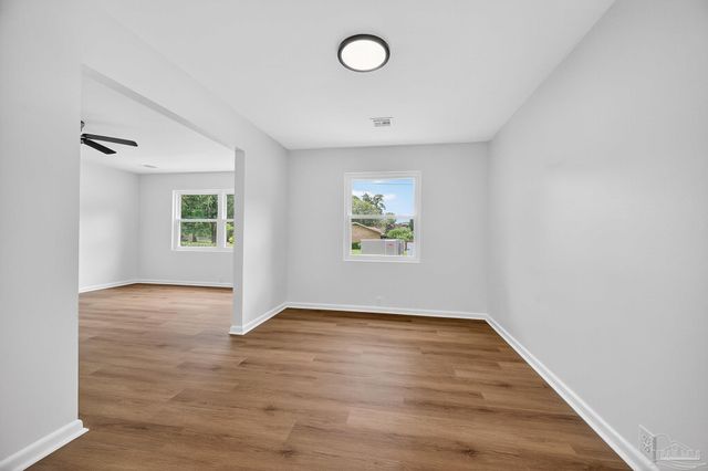 4998 Prieto Dr, Pensacola, FL 32506