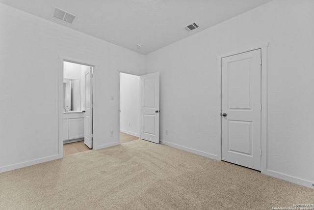 740 Horsetail Ln, New Braunfels, TX 78130