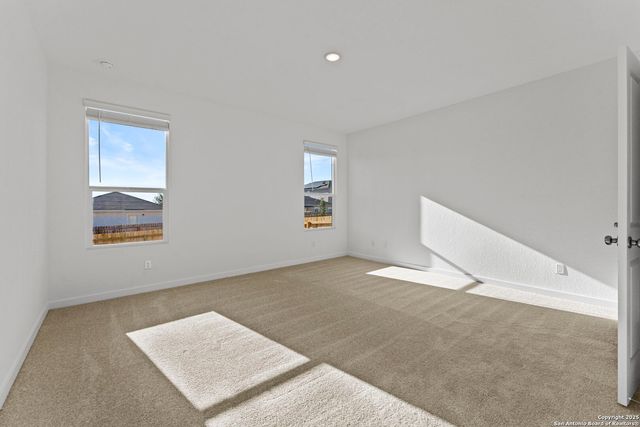 740 Horsetail Ln, New Braunfels, TX 78130