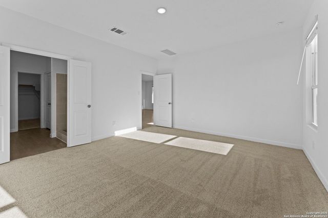 740 Horsetail Ln, New Braunfels, TX 78130