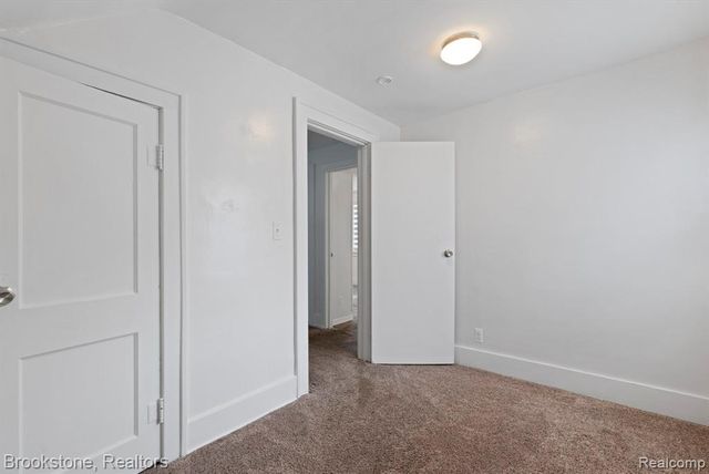 4760 Curtis Street, Dearborn, MI 48126
