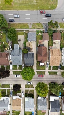 4760 Curtis Street, Dearborn, MI 48126