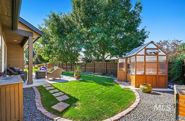 5893 N Senita Hills Ave, Meridian, ID 83646