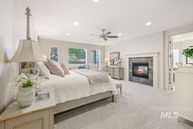 5893 N Senita Hills Ave, Meridian, ID 83646