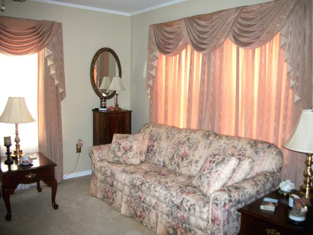 411 5th Ave, Columbia, TN 38401