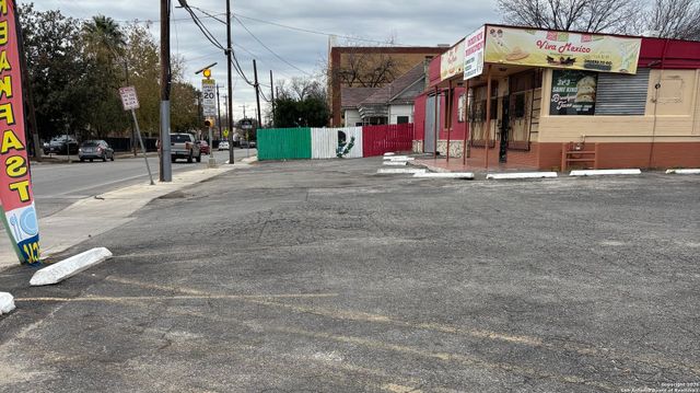 103 theo, San Antonio, TX 78214