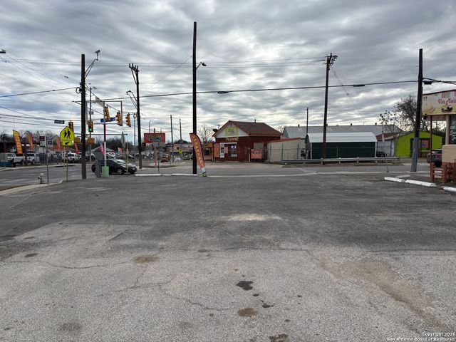 103 theo, San Antonio, TX 78214