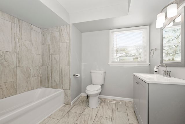 8340 W Lincoln Highway 8340, Frankfort, IL 60423