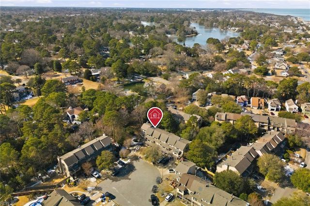 2203 Hermit Thrush LN, Virginia Beach, VA 23455