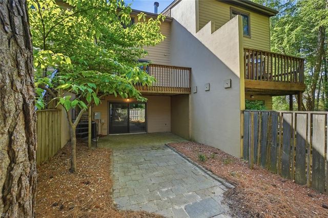 2203 Hermit Thrush LN, Virginia Beach, VA 23455